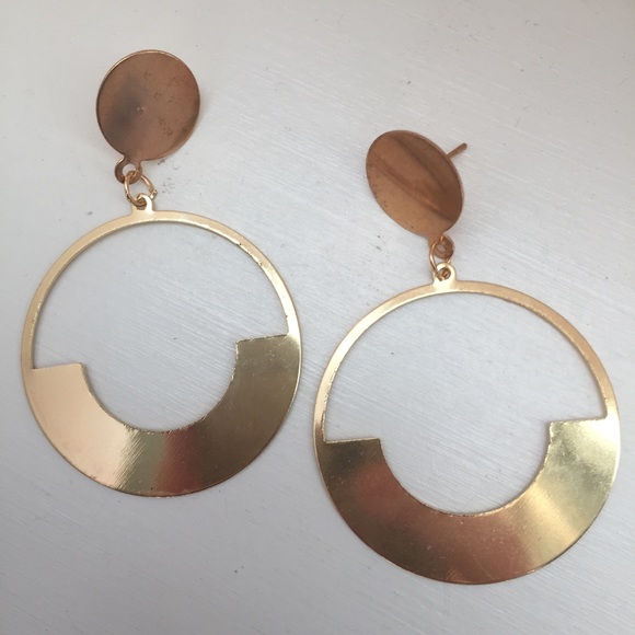 ⚜️[𝗡𝗪𝗧]⚜️𝙀𝙖𝙧𝙧𝙞𝙣𝙜𝙨 (3/$13) - Picture 3 of 6